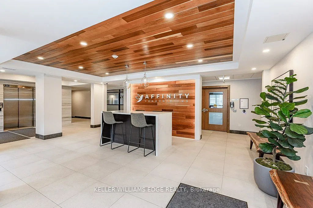 340 Plains Rd E — Photo 3