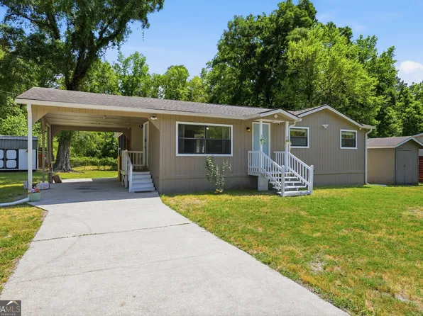 90 Daisy Ave, Woodbine, GA 31569