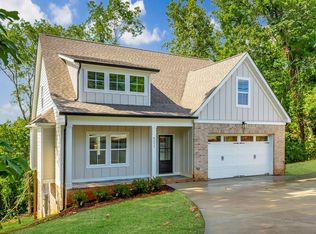 6577 Fairview Rd, Hixson, TN 37343