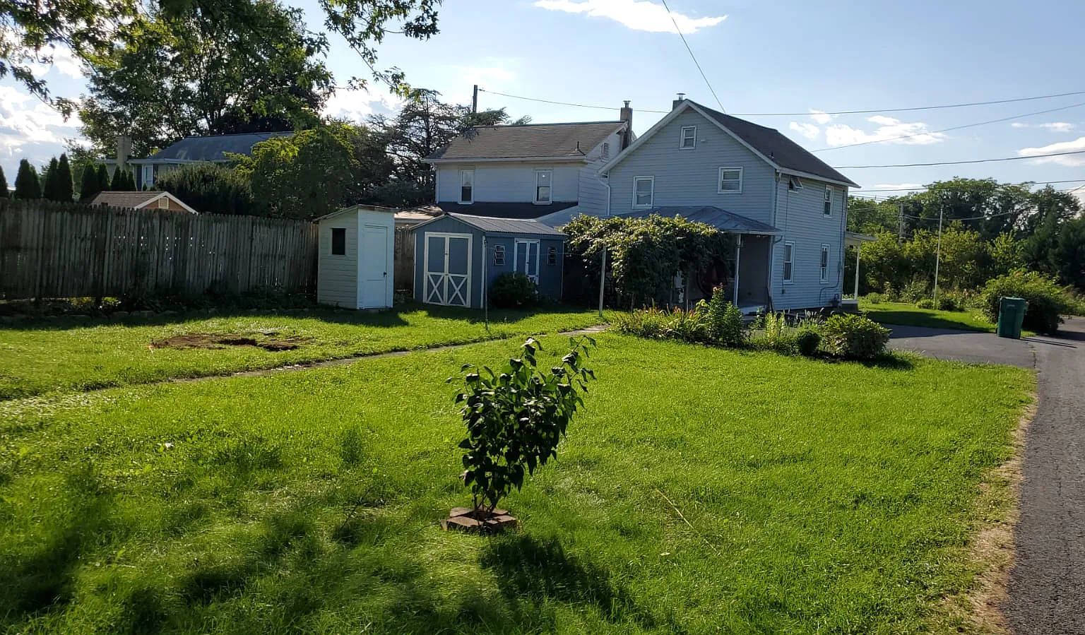 3 bed, 1414 sqft, $2,150 — Photo 2