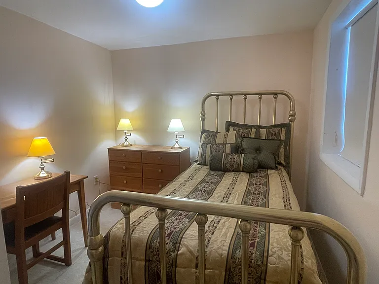 10919 Warwick Ave #3 — Photo 1