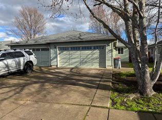 572 Countryside Dr #574, Central Pt, OR 97502