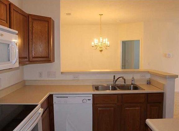 2nd image of 5019 Amber Creek Pl