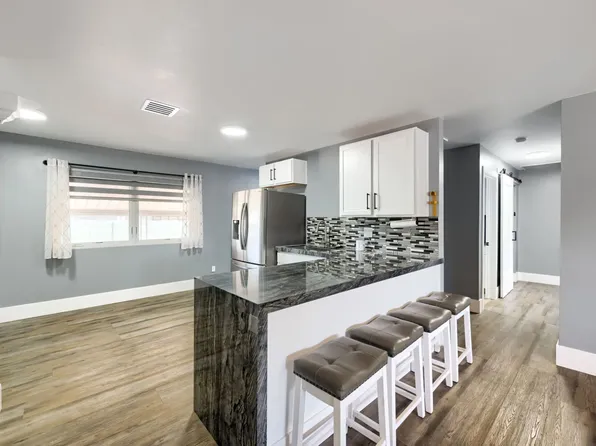2728 Alcoa Ave, Las Vegas, NV 89102