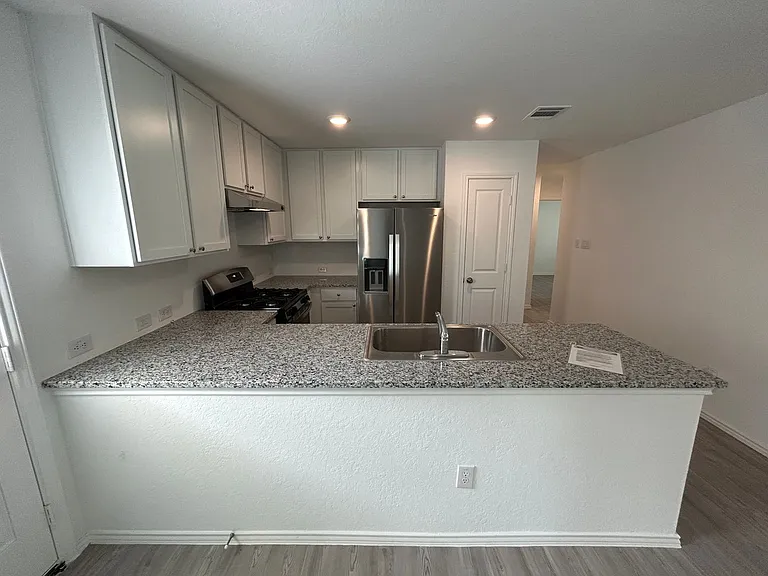 4206 Osmosis Dr — Photo 8