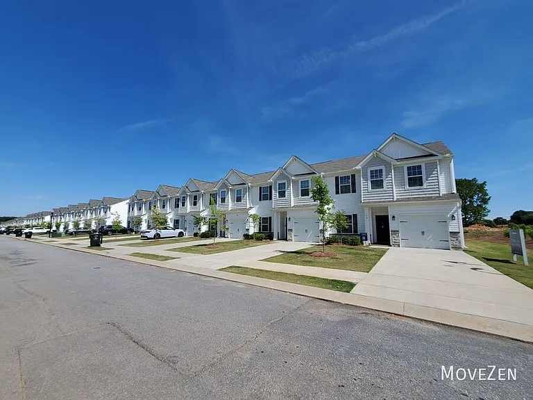 12 Fernhill Ln — Photo 40