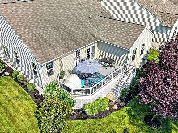 2nd image of 239 Silky Dogwood Ln