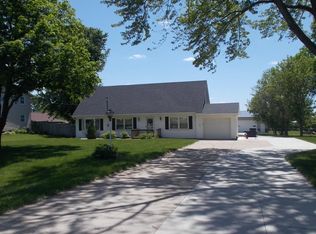 400 E Madison Dr, Polk City, IA 50226