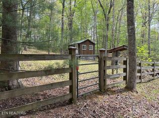 500 Spruce Creek Dr, Jamestown, TN 38556