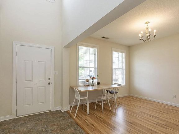 5th image of 3630 S Glasgow Cir
