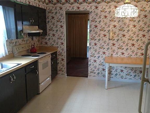 5th image of 7133 Green Needle Dr