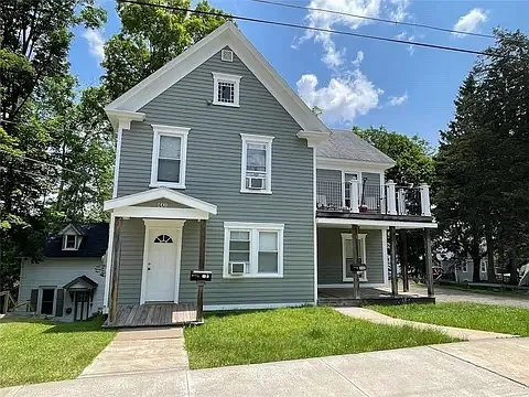 44 Clinton St #A — Photo 1