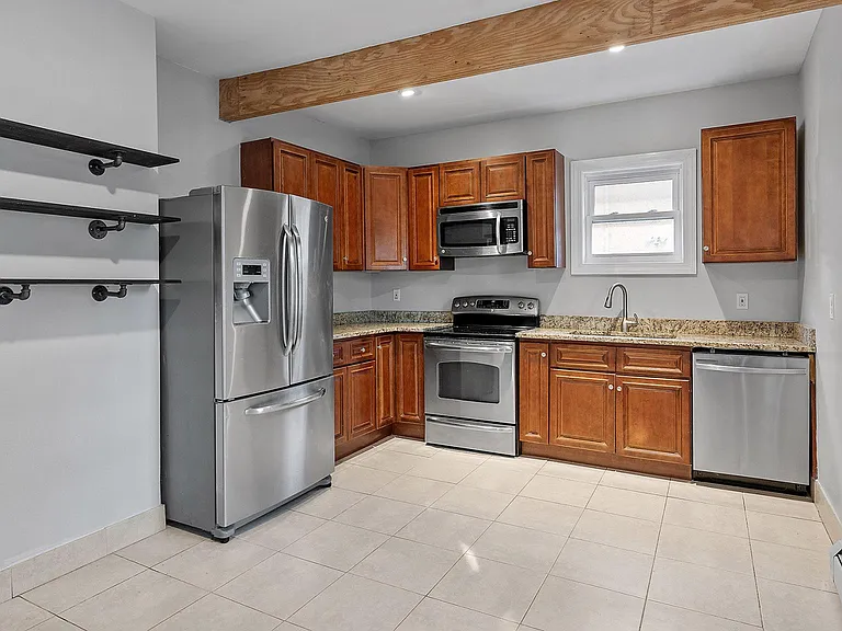 146 Wheeler Ave — Photo 11