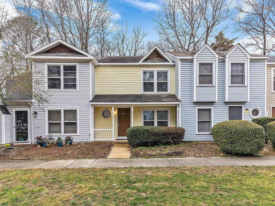 233 Susan Constant Dr