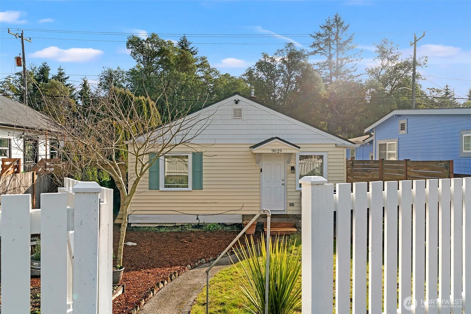 9029 8th Avenue SW photo 1