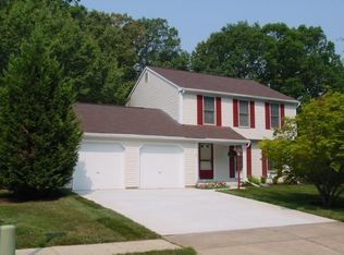 6708 Wood Stream Dr, Lanham, MD 20706