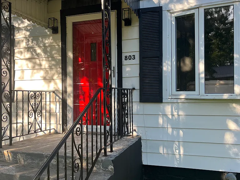 803 Park Dr — Photo 23