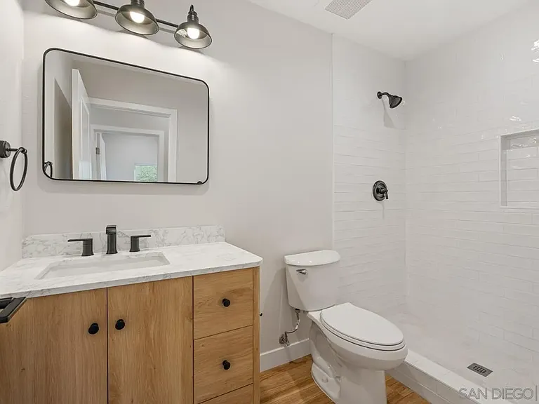 1489 Fern Ave #1 — Photo 18