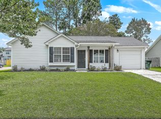 201 Two Hitch Rd, Goose Creek, SC 29445