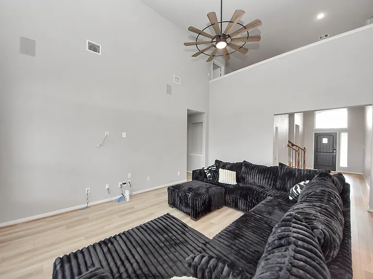 16735 Rockwall St — Photo 13