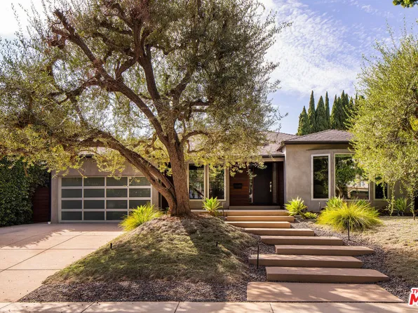 10481 Lindbrook Dr, Los Angeles, CA 90024