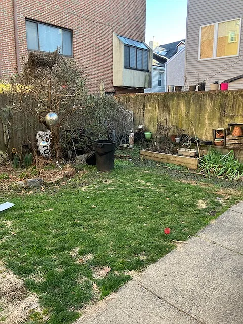 235 Christian St — Photo 4