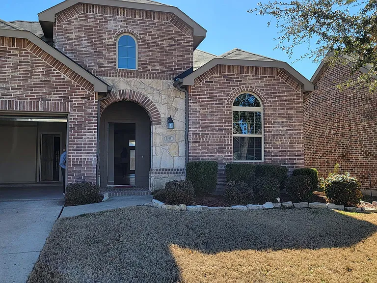 1508 Pelican Dr — Photo 1