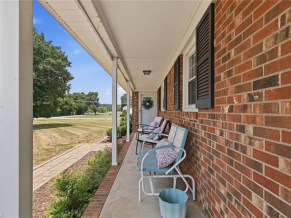 5th image of 3769 Burch Bridge Rd
