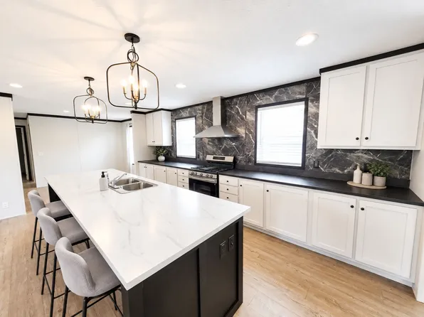 265 Spruce #265, Highland, MI 48357