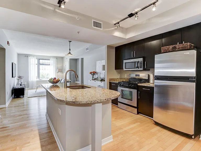 475 K St NW #314 — Photo 2