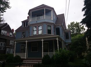 220 Aspinwall Ave, Brookline, MA 02446