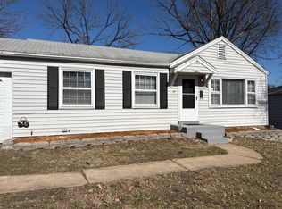 1501 Fathom Dr, Saint Louis, MO 63137