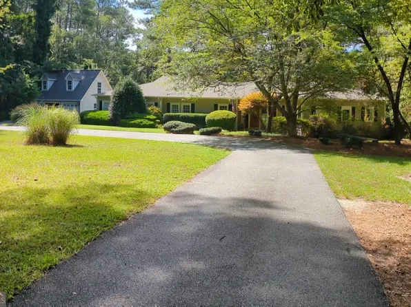 217 Mikes Ln, Sharpsburg, GA 30277