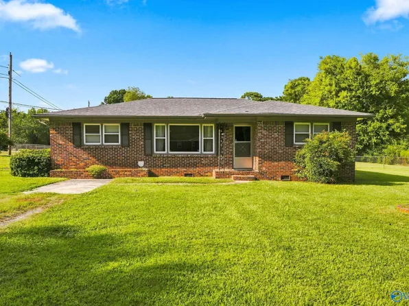 141 Hamaker St SW, Decatur, AL 35603
