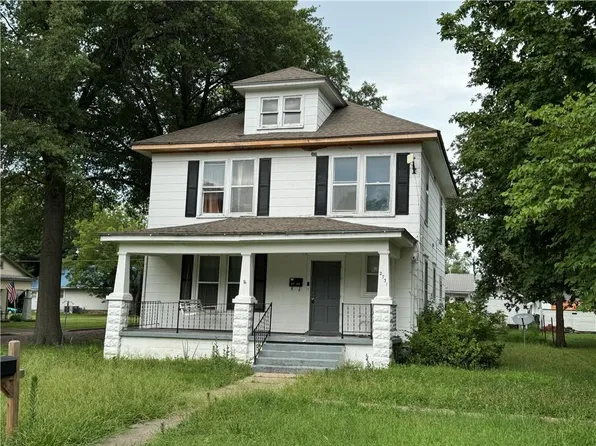 2731 Clark Ave, Parsons, KS 67357