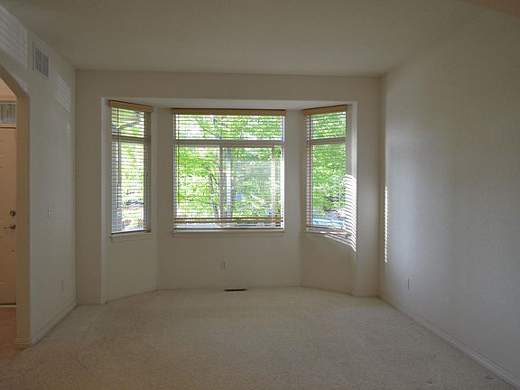 Formal living room/Office