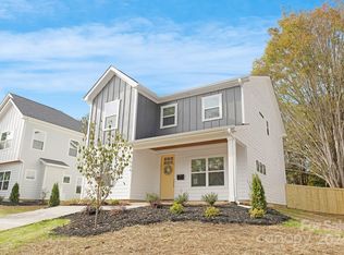 1006 Fairground St, Charlotte, NC 28208