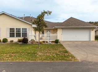 2912 Salem Meadows Dr SW, Rochester, MN 55902