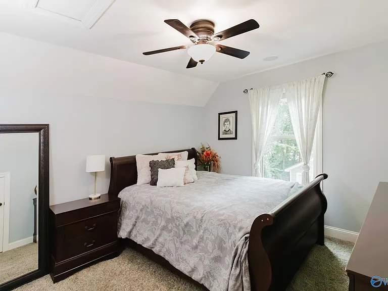 211 Ward Ave NE — Photo 30