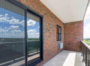 Centennial Park Place Apartments, Sarnia, ON N7T 7N9