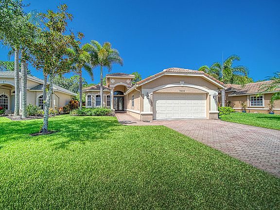 2nd image of 7636 Greenbrier Circle