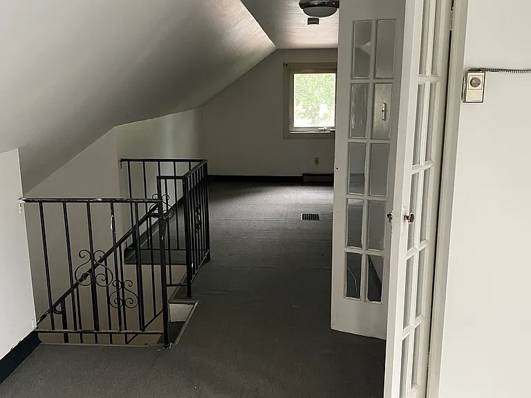 8726 Riverview Blvd — Photo 10
