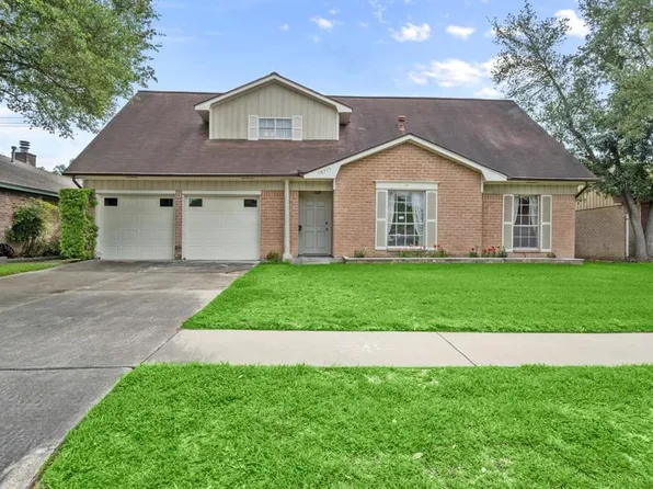 10515 Silkwood Dr, Houston, TX 77031