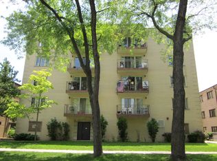 1433 Ashland Ave APT 104, Des Plaines, IL 60016