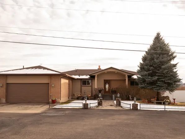 110 E 300 S, Beaver, UT 84713