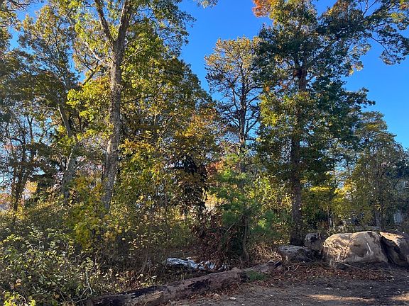 4th image of 0 Stoneledge Rd