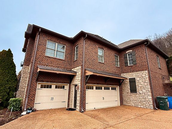 3 Car Garage Exterior