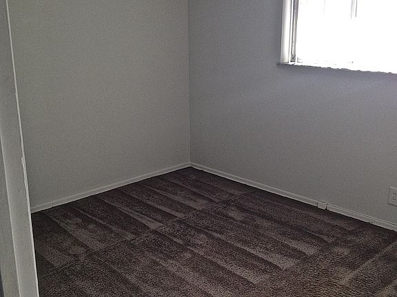 5th image of 727 Lepere Ave APT C