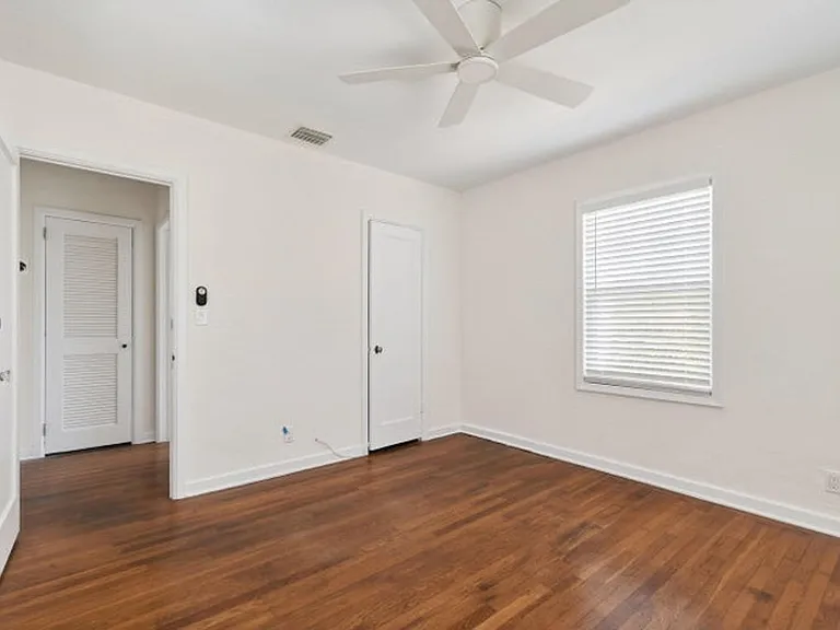 236 Greymon Dr — Photo 17