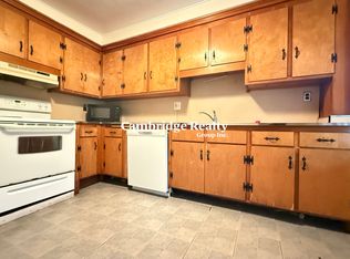 193 Mount Auburn St #3T, Cambridge, MA 02138